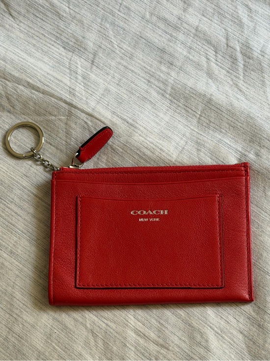 Coach Handbags - Vintage Coach Red-Orange Leather Card Case with Keyring